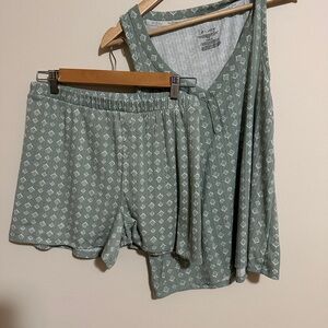Love to Lounge Sage Pattern Pajama Set